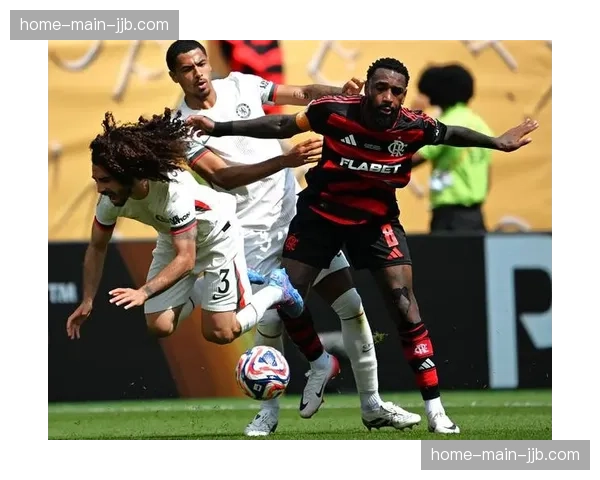 数据网站统计三月西甲突破王：维尼修斯以场均4.7次成功过人领跑，其中72%发生于边路及肋部